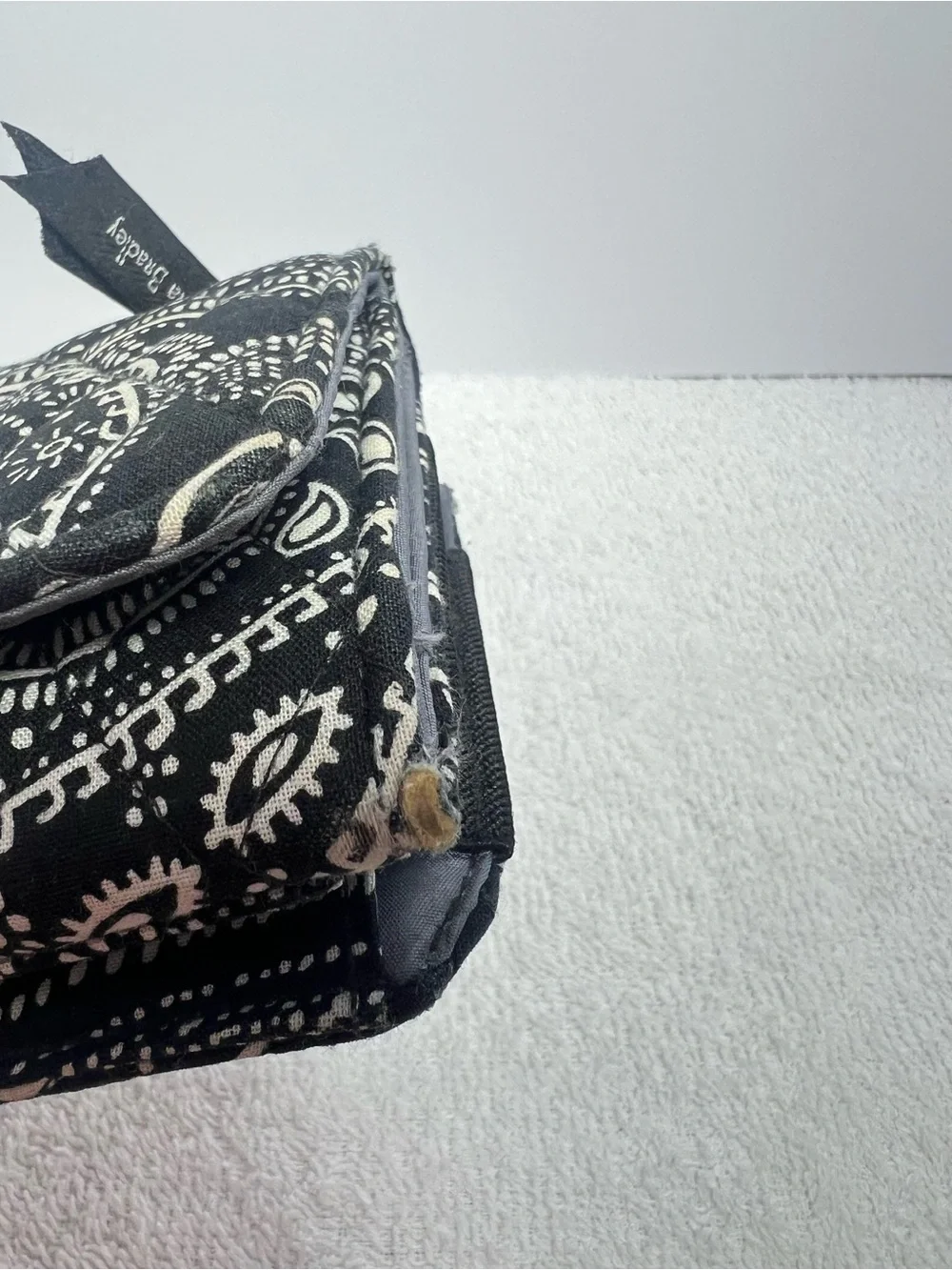 Vera Bradley RFID Mini Tri-Fold Wallet Black and White Paisley Quilted - Picture 11 of 11